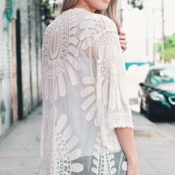 Bohemian Lace Embroidered Kimono in Ivory - Picture 6 of 7